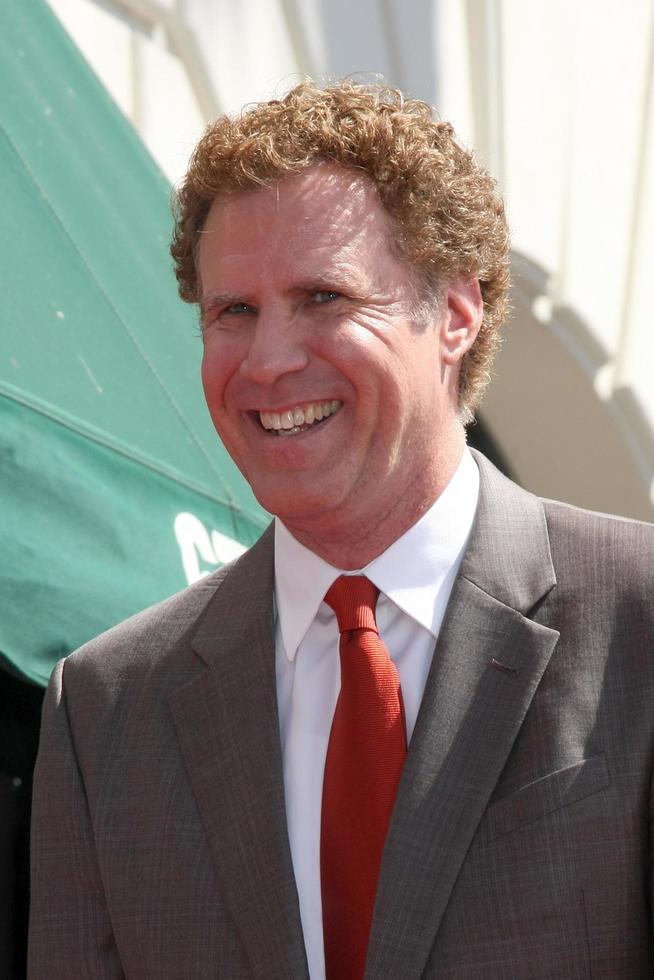 los angeles, 24 de março - will ferrell na cerimônia de estrela will ferrell hollywood walk of fame no hollywood boulevard em 24 de março de 2015 em los angeles, ca foto