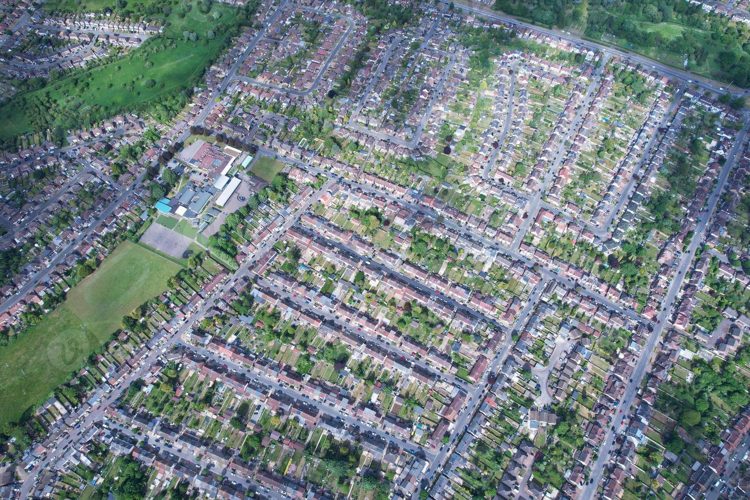 vista aérea da propriedade residencial de luton, cidade da inglaterra, reino unido foto