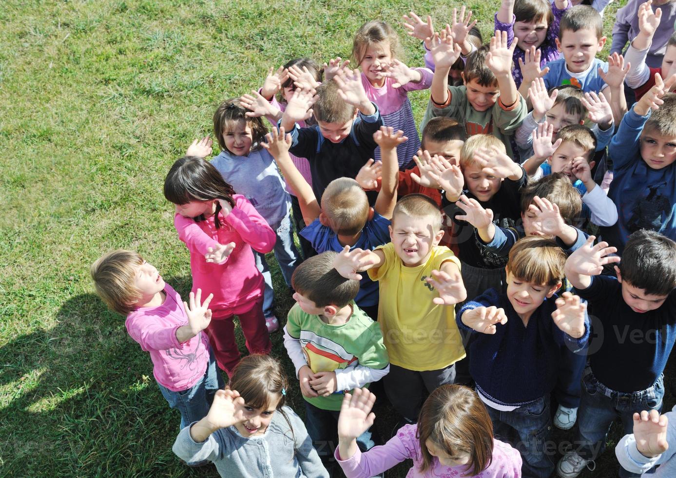 crianças pré-escolares foto