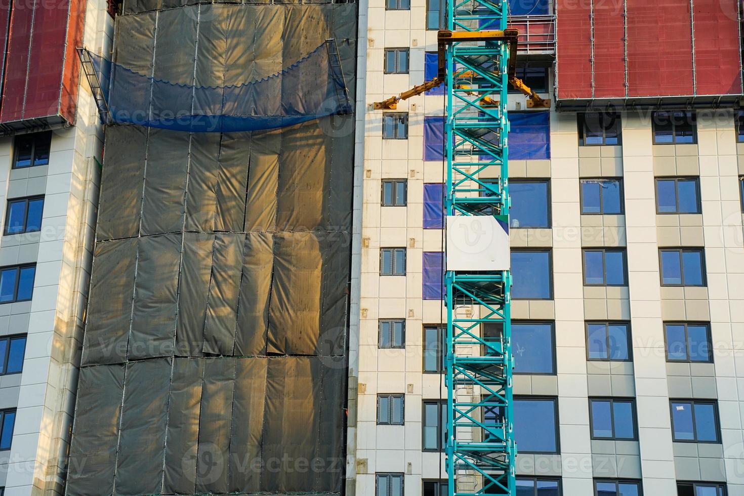 paisagem de trabalho de guindaste e construção foto