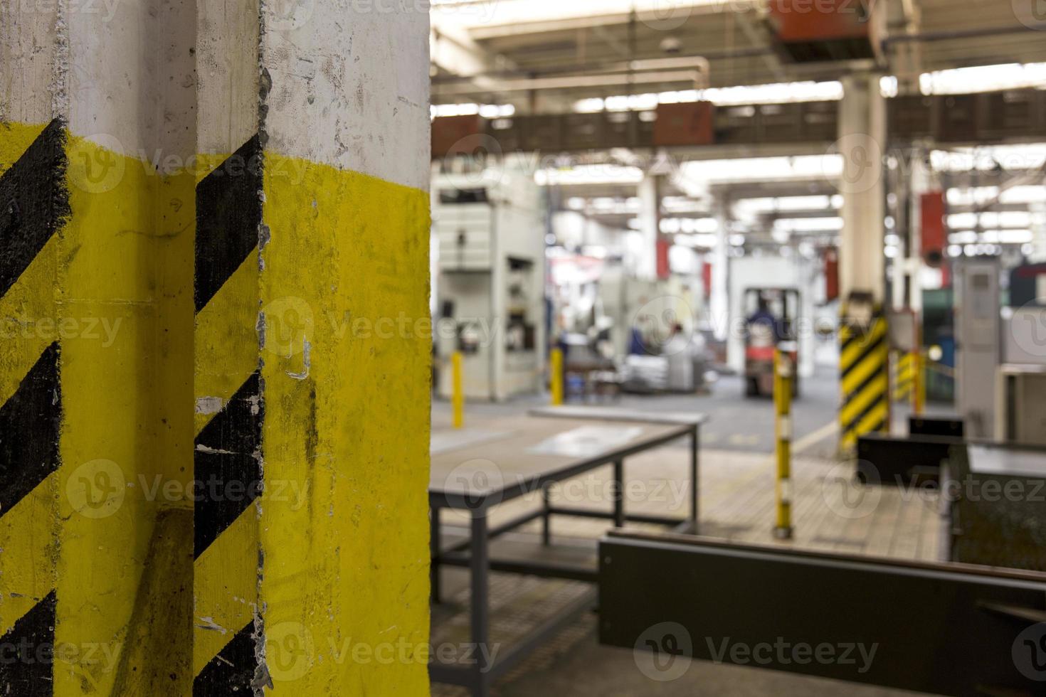 detalhe dos fogões na fábrica foto