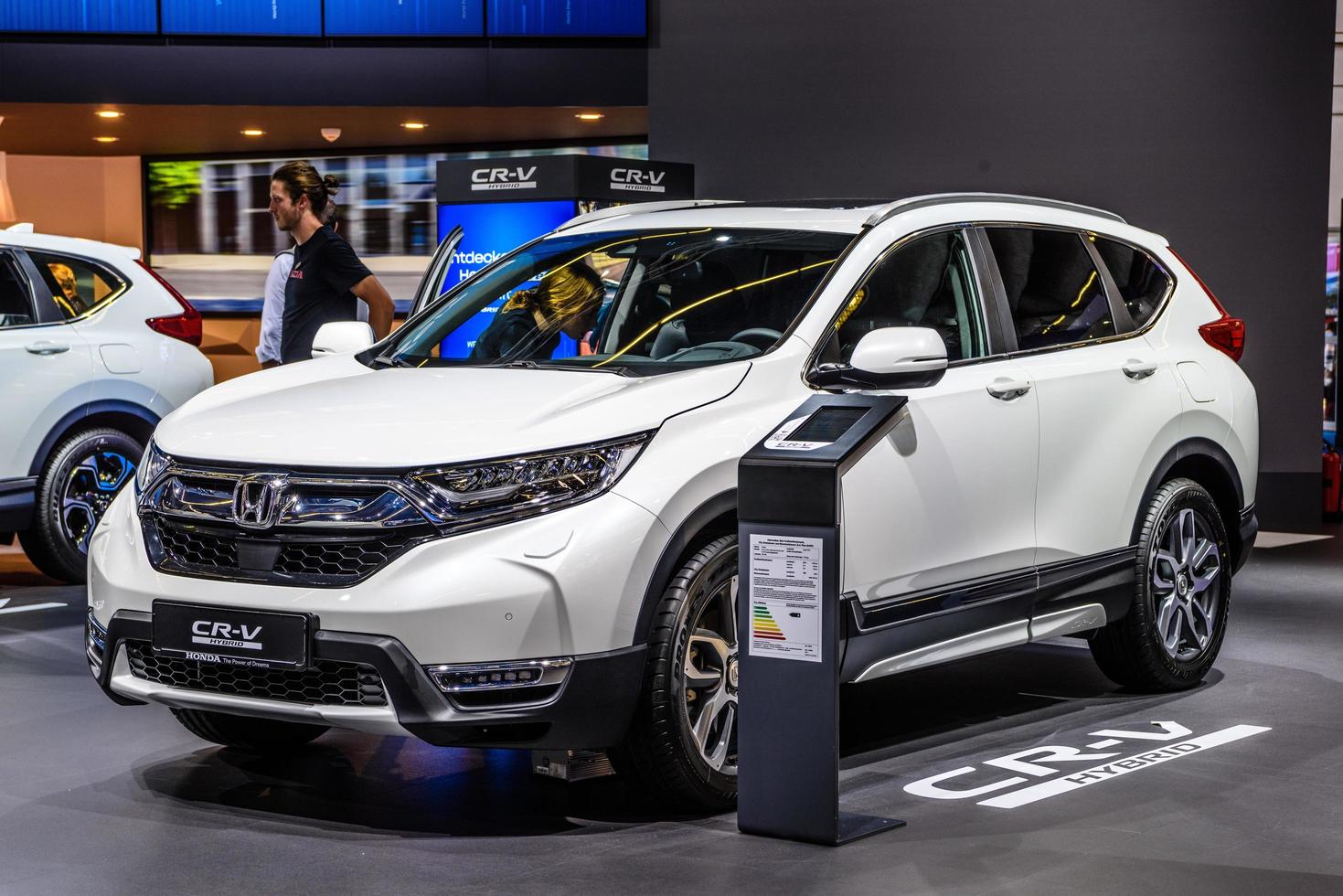 frankfurt, alemanha - setembro de 2019 carro suv elétrico híbrido honda c-rv, iaa international motor show auto exhibtion foto