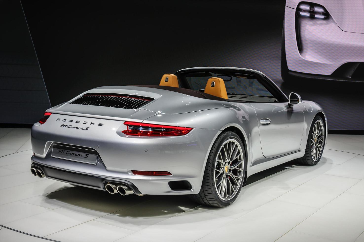 frankfurt - setembro de 2015 porsche 911 991 carrera s cabrio presente foto