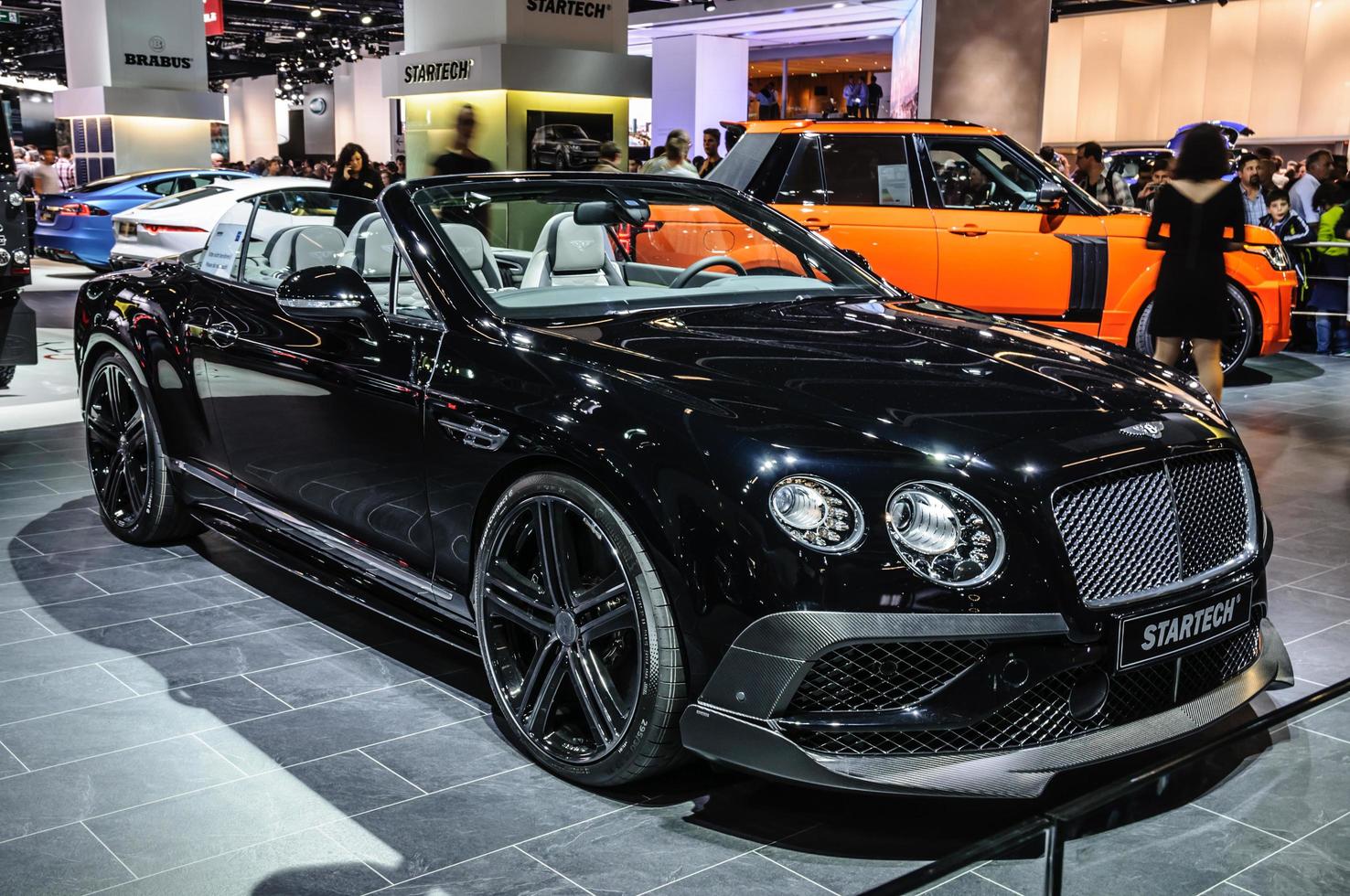 frankfurt - setembro de 2015 bentley continental gtc startech cabrio p foto