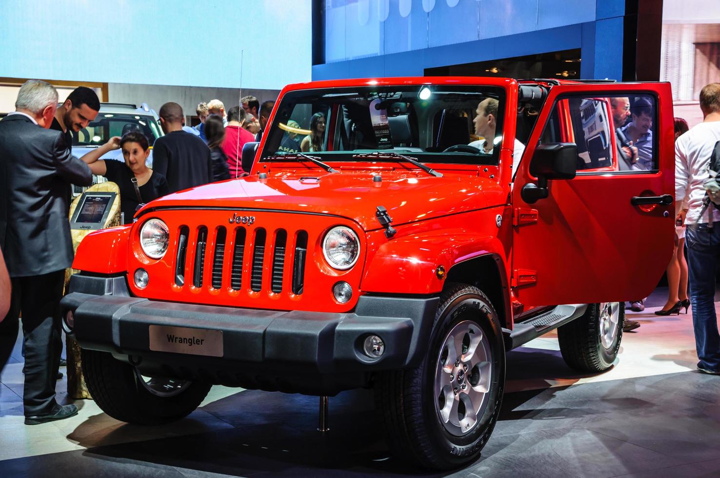 frankfurt - setembro 2015 jeep wrangler apresentado na iaa internatio foto