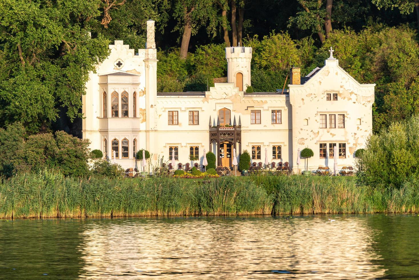 potsdam, brandenburg alemanha 23.07.2018 pequeno castelo ou casa de jardim em potsdam foto