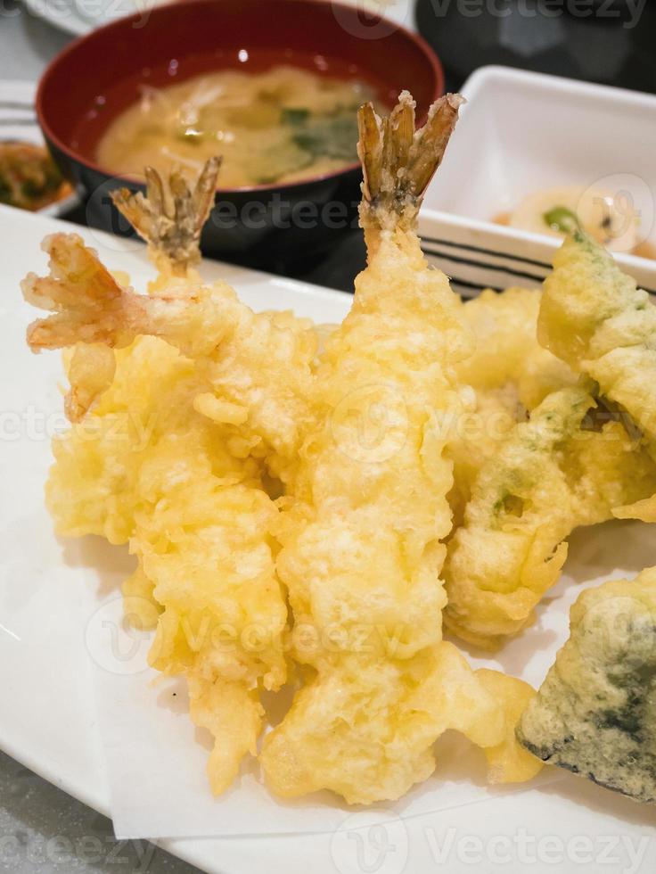 tempura de camarão cozinha japonesa foto