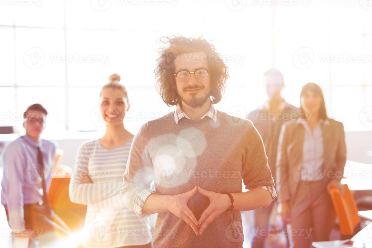 grupo de reunião de grupo de negócios bem-sucedida foto