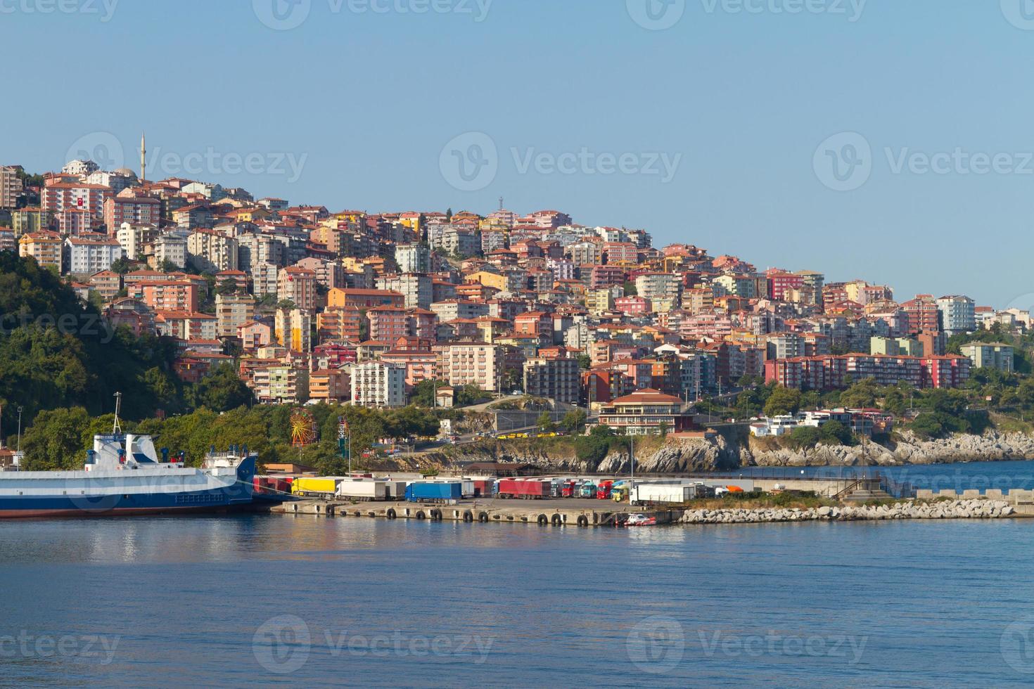 cidade e porto de zonguldak foto