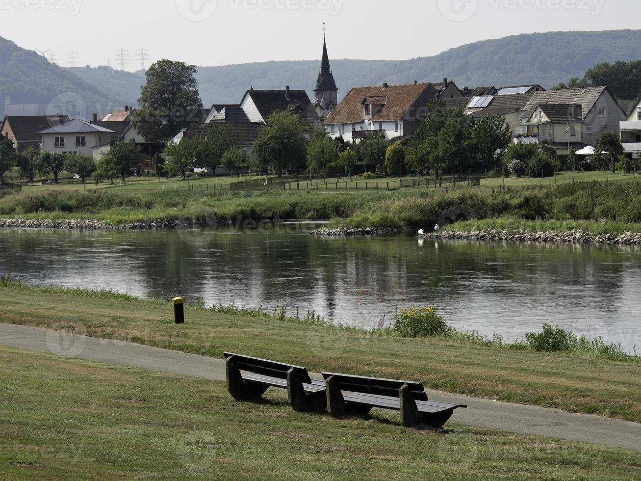 o rio weser na alemanha foto