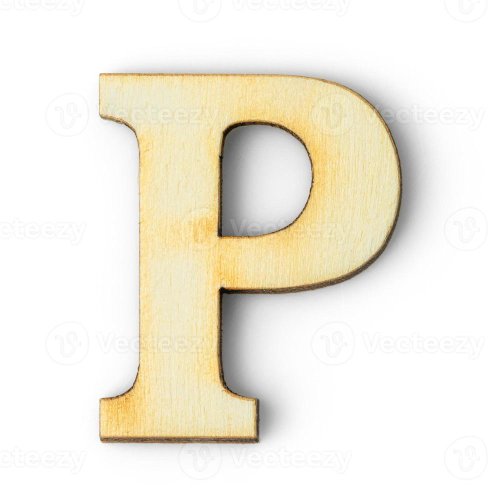 letra do alfabeto de madeira com sombra p foto