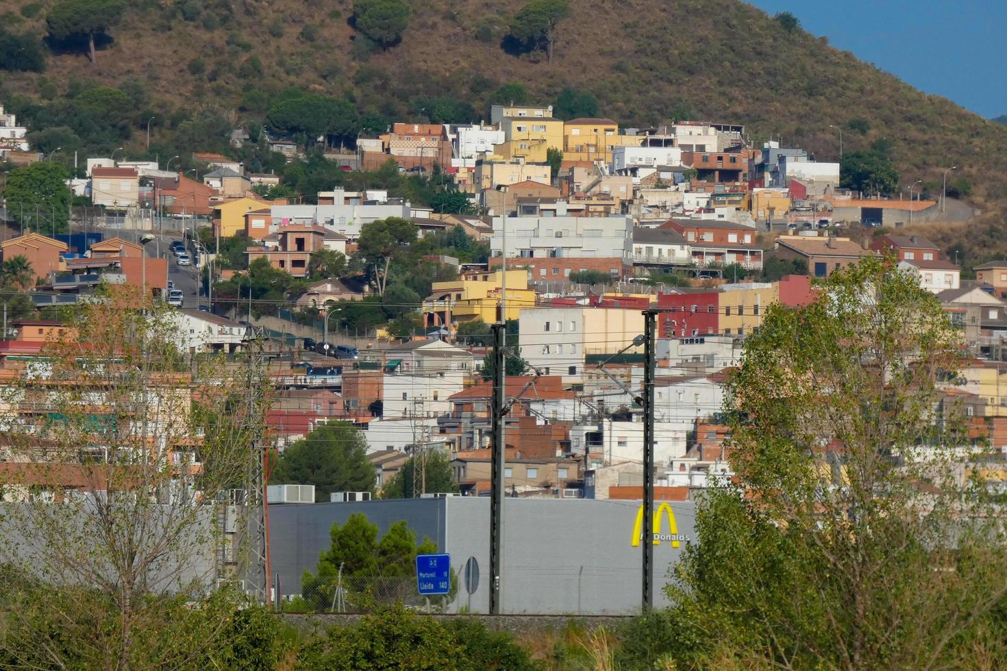 conjuntos habitacionais nos arredores de uma grande cidade foto