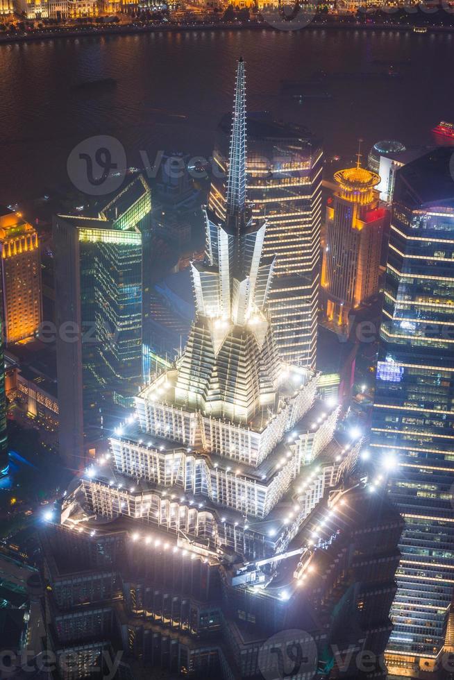 skyline de shanghai pudong à noite, torre jinmao, foto