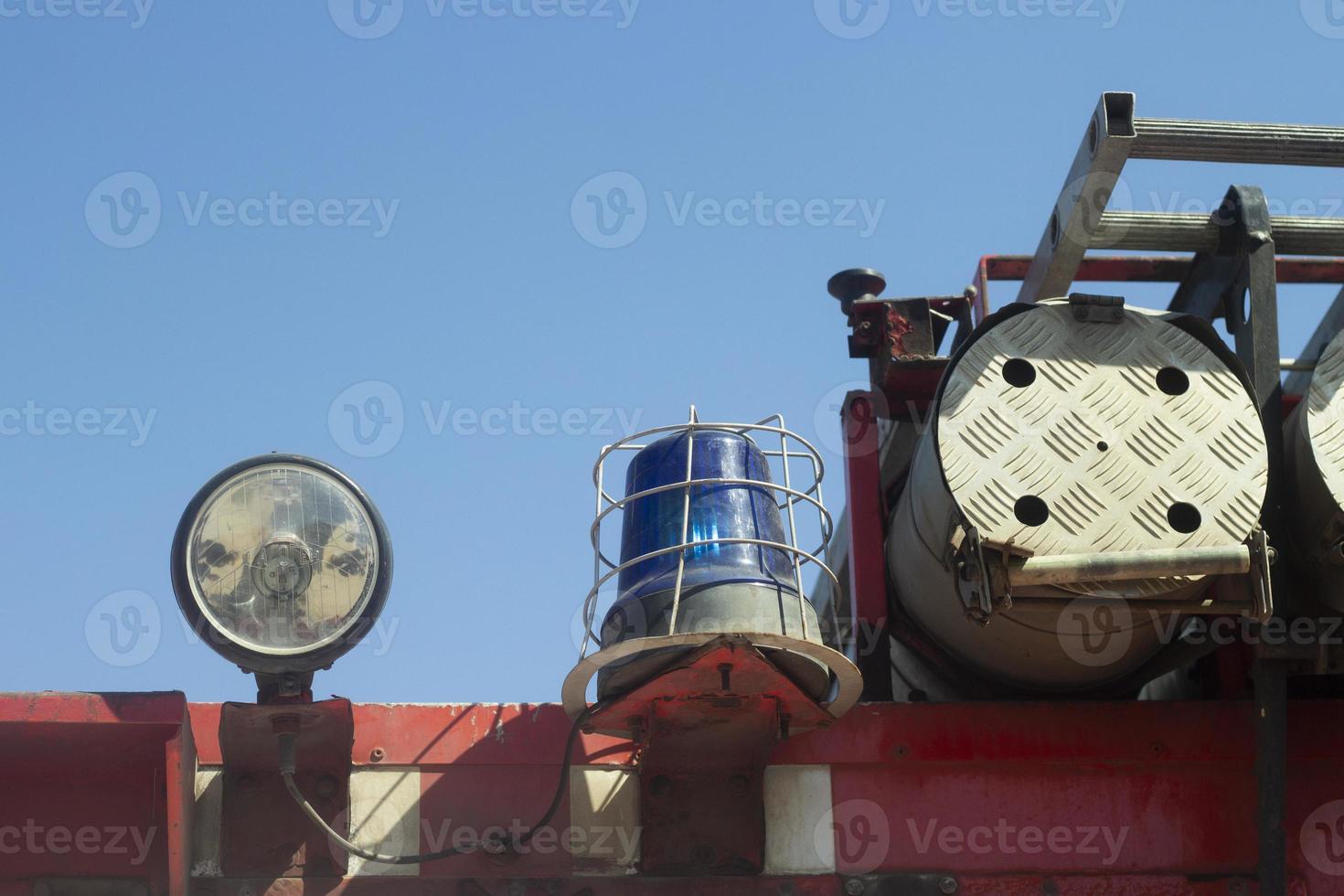 caminhão de bombeiros. detalhes do transporte devorado. foto