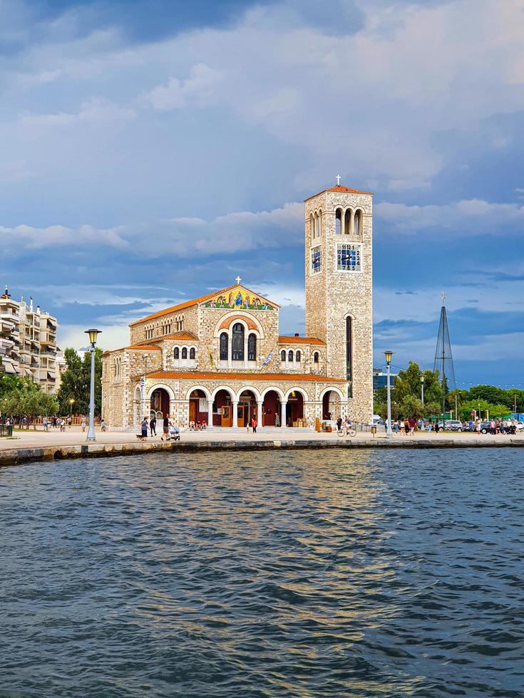 Volos, Grécia, 2020 - Igreja de São Constantino e Helena em Volos, Tessália, Grécia. foto