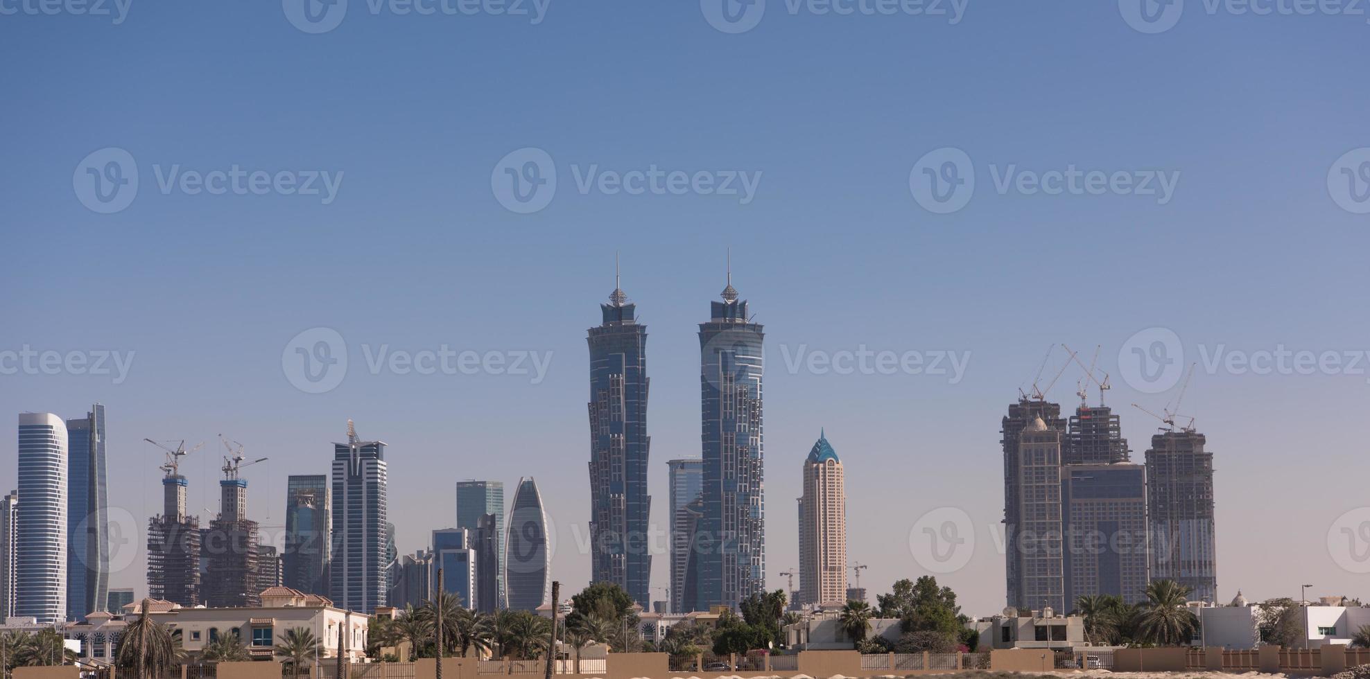 panorama da cidade de dubai foto
