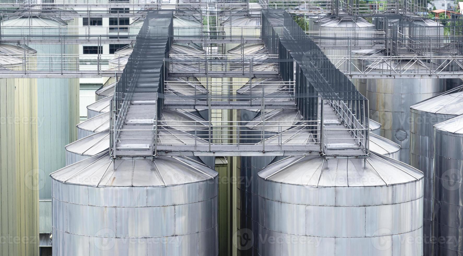 tanque de fermentação de cerveja para fábrica de cerveja foto