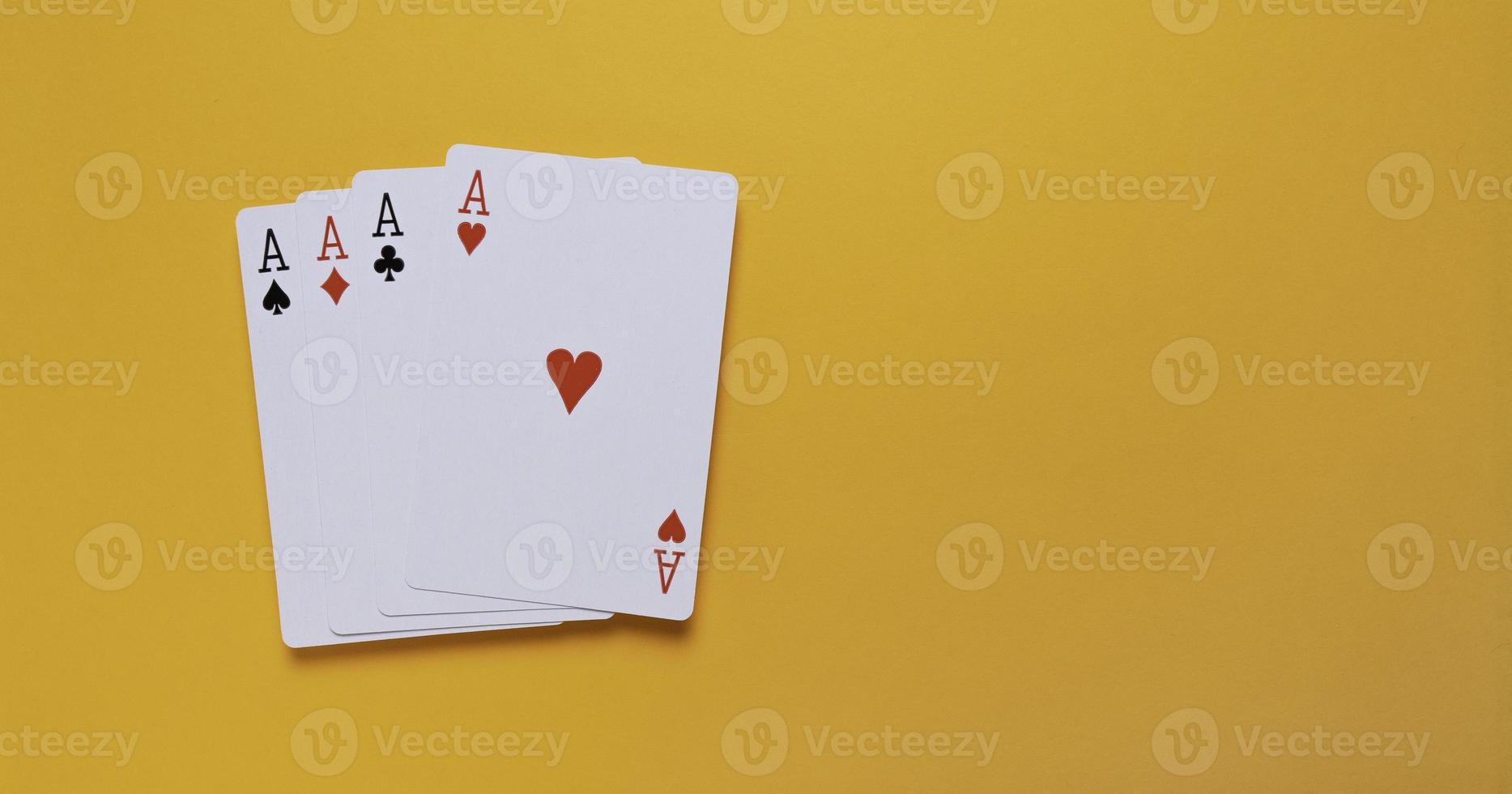 conjunto de cartas de jogar foto