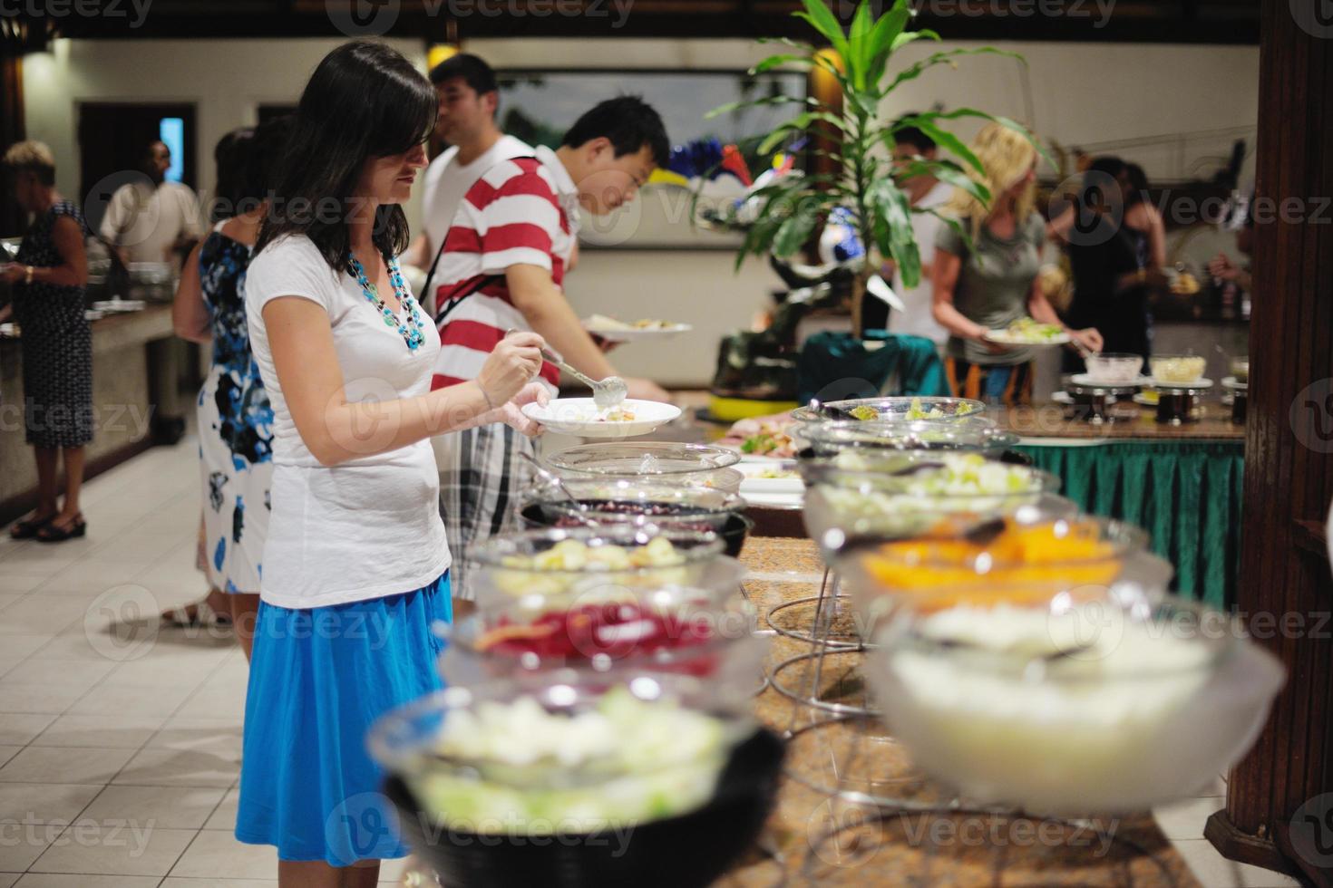 vista de comida de buffet foto