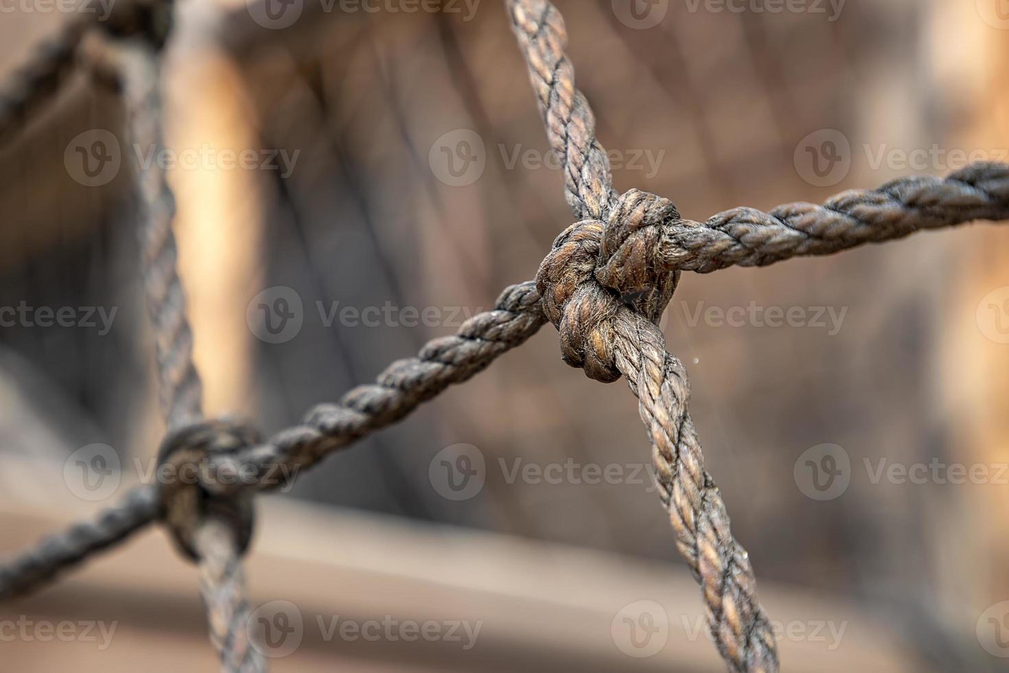 rede de corda e close-up vista de um nó. foco seletivo foto