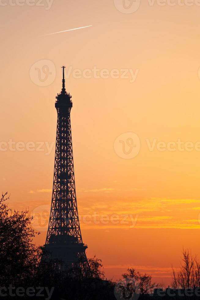 torre eiffel em paris foto