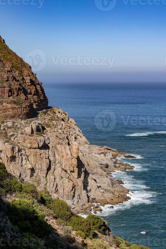 vista panorâmica da paisagem marítima de uma altura foto