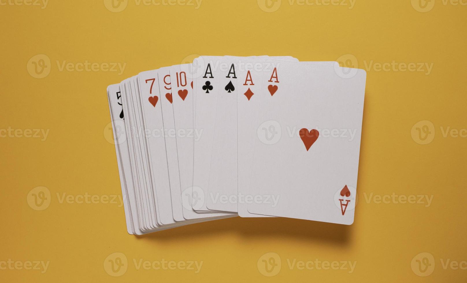 conjunto de cartas de jogar foto