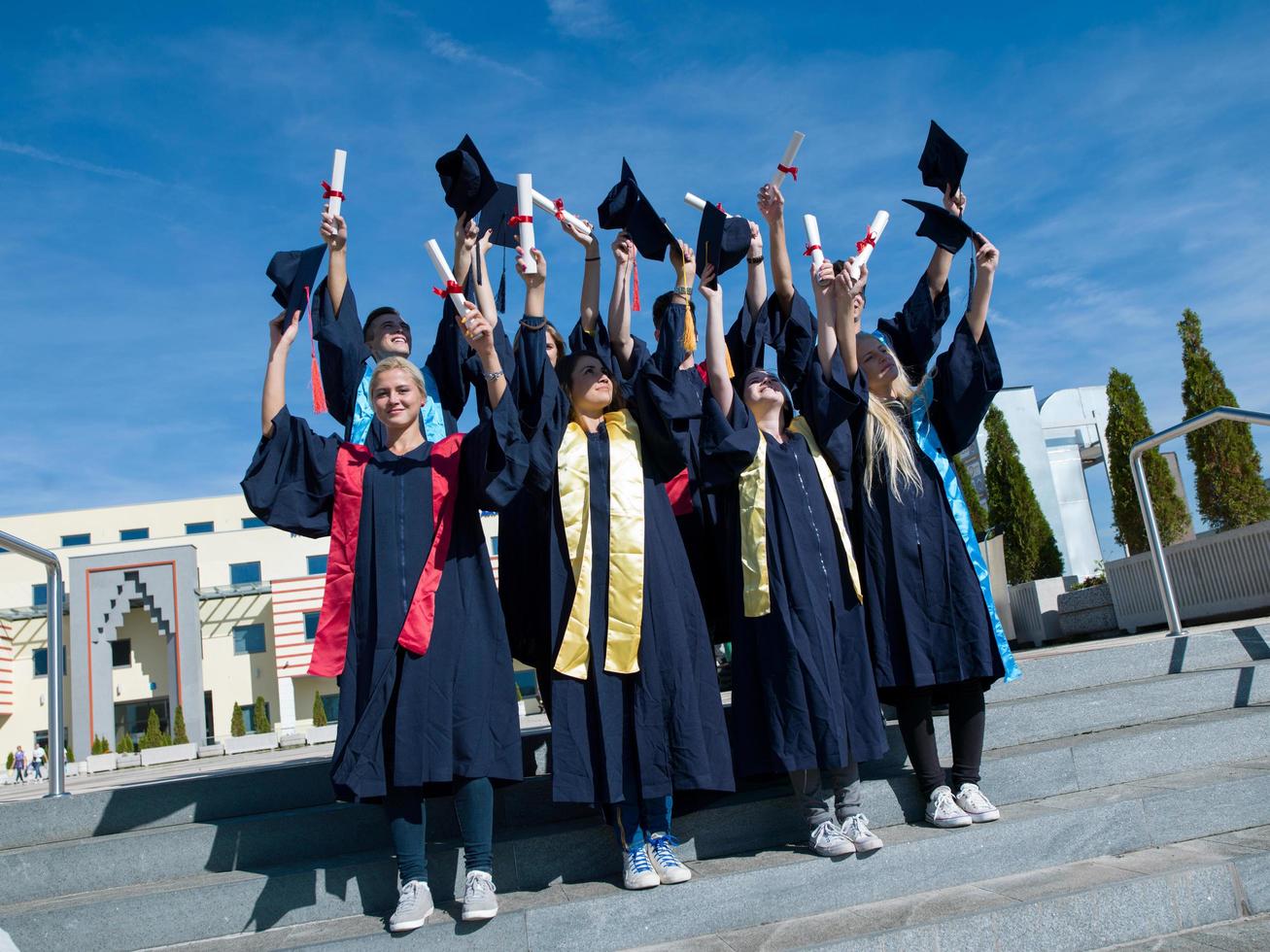 estudantes graduados do ensino médio foto