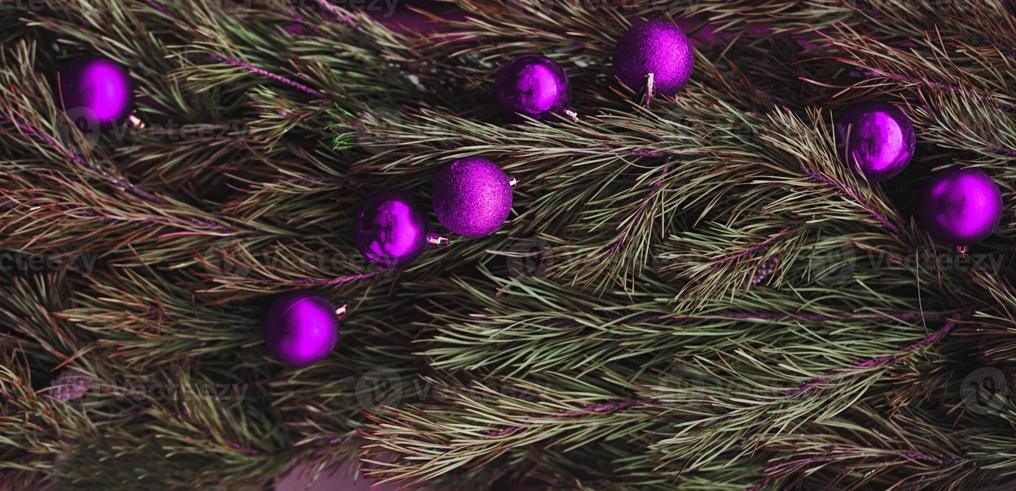 árvore de natal com bolas azuis 11924264 Foto de stock no Vecteezy