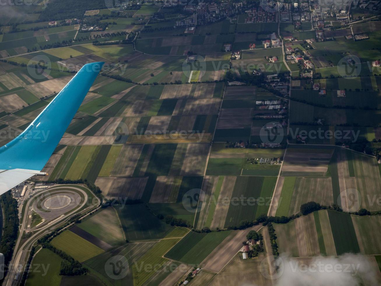 munchen bavaria alemanha área paisagem aérea de campos cultivados de avião foto