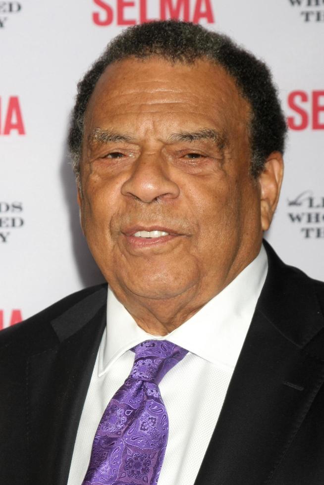 santa barbara, 6 de dezembro - andrew young no selma e lendas que abriram o caminho gala no bacara resort and spa em 6 de dezembro de 2014 em goleta, ca foto