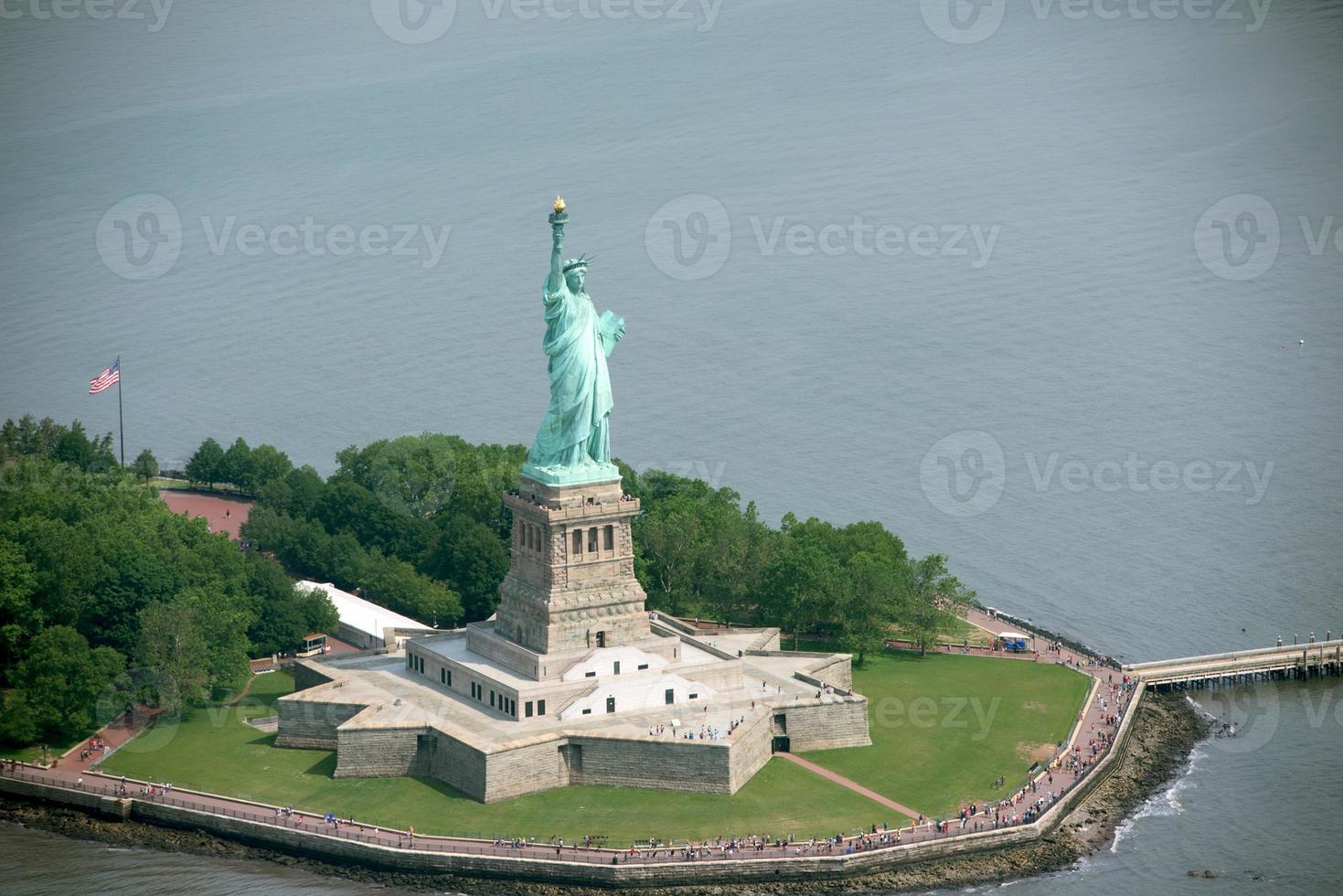 estátua da liberdade vista aérea foto