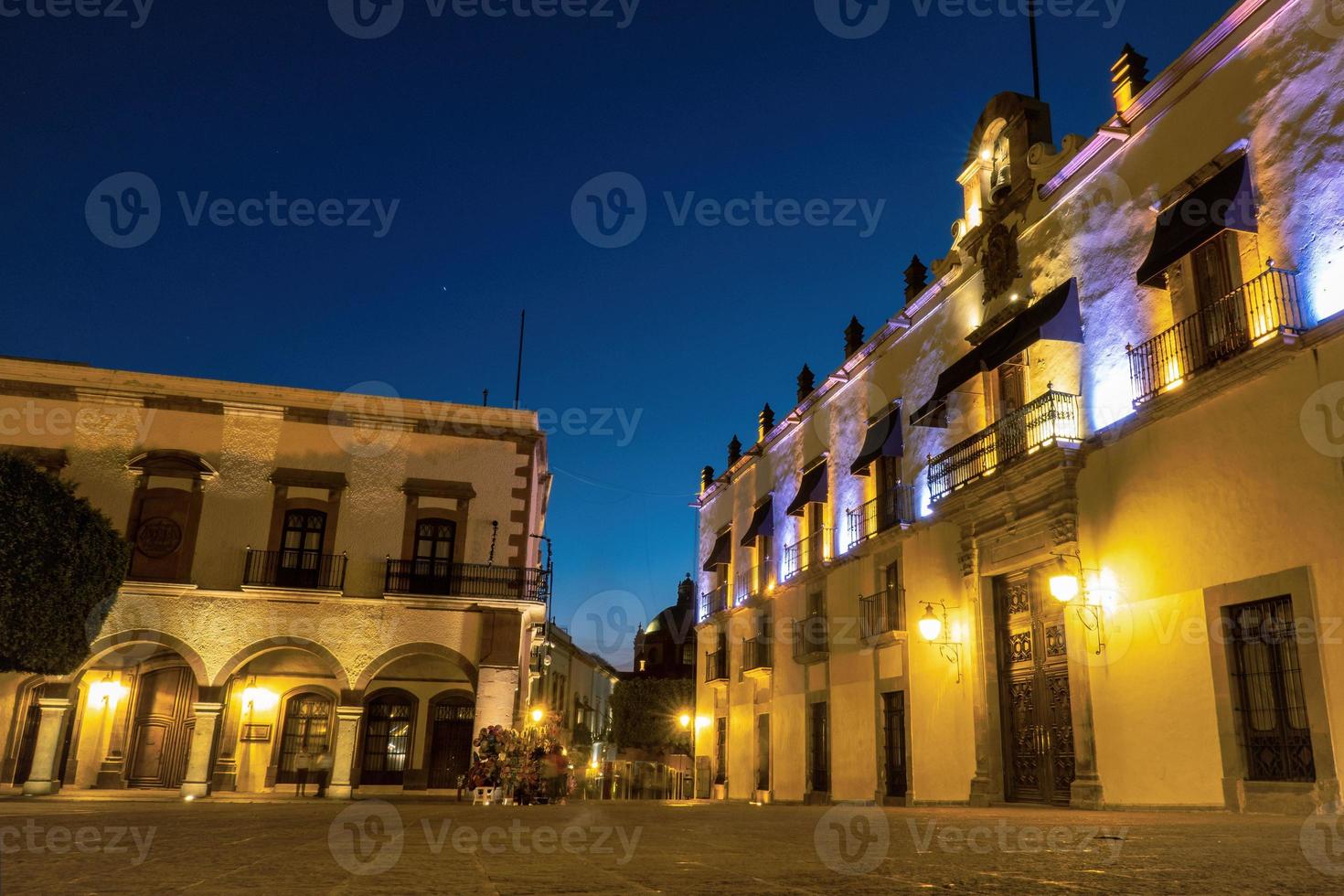 santiago de queretaro méxico à noite photo premium foto