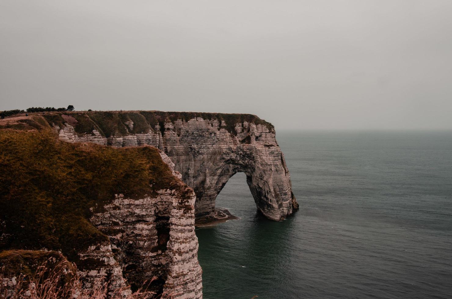 falaises d'etretat na frança foto