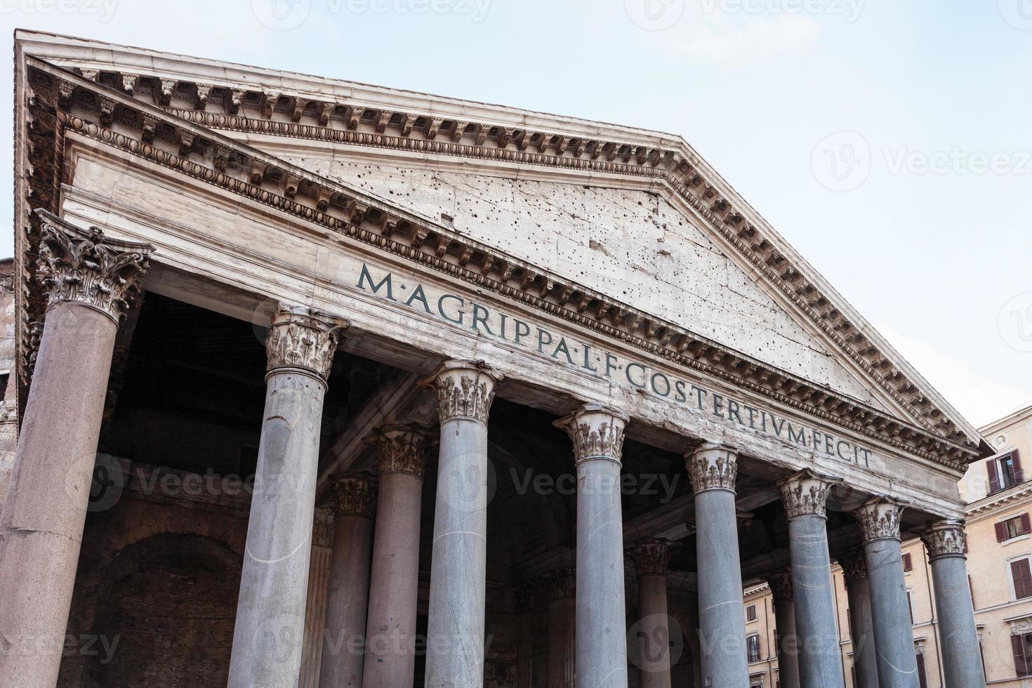 fachada da igreja do panteão em roma foto