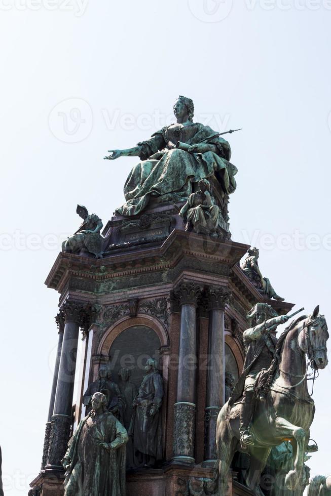 monumento maria teresia, em viena foto