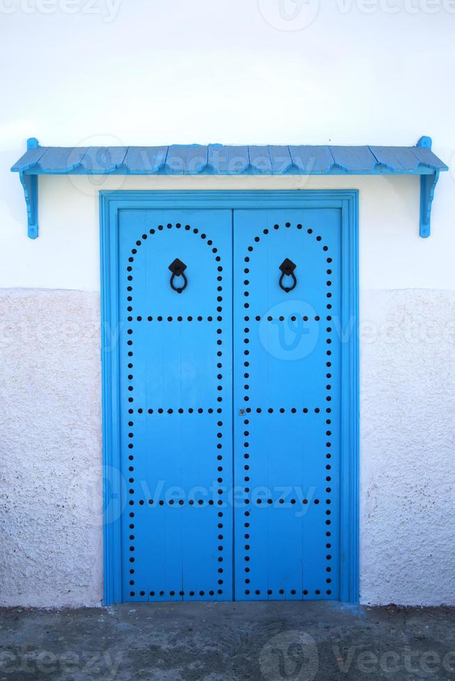 velha porta marroquina foto
