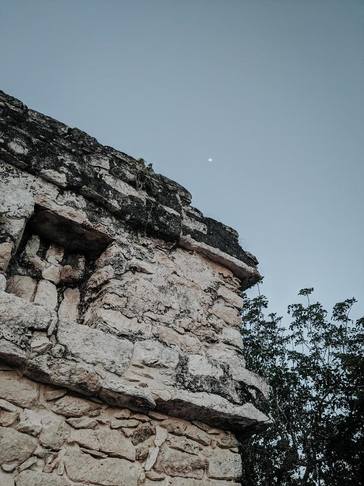 parede de pedra preta e cinza foto