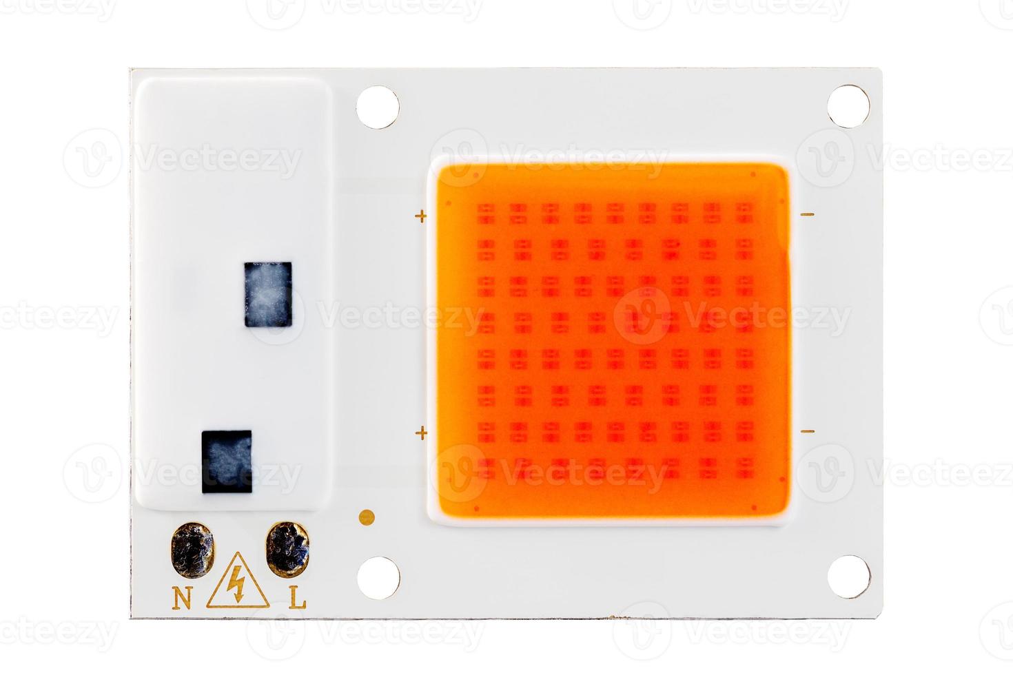 chip de espiga led 220v a bordo da unidade isolada em fundo branco em perspectiva plana leiga foto