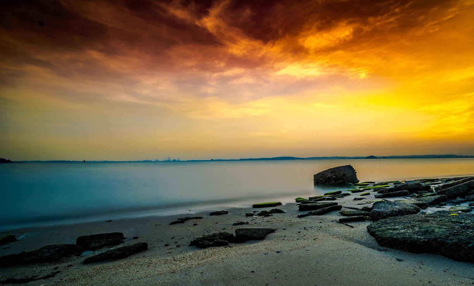 vista da praia de singapura foto