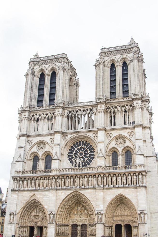 notre dame paris foto