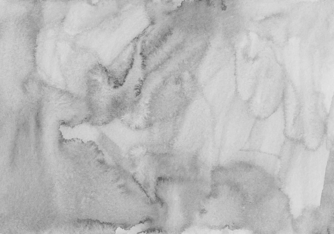 textura de fundo cinza claro em aquarela. pano de fundo monocromático aquarelle. manchas no papel. foto