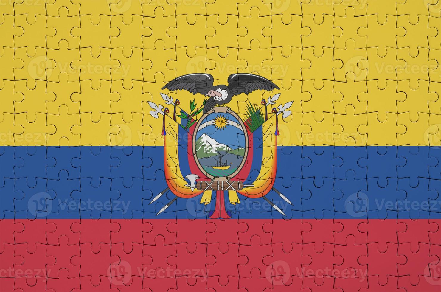 bandeira do Equador é retratada em um quebra-cabeça dobrado foto