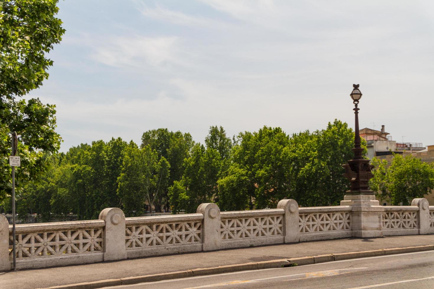 vista das pontes de roma foto