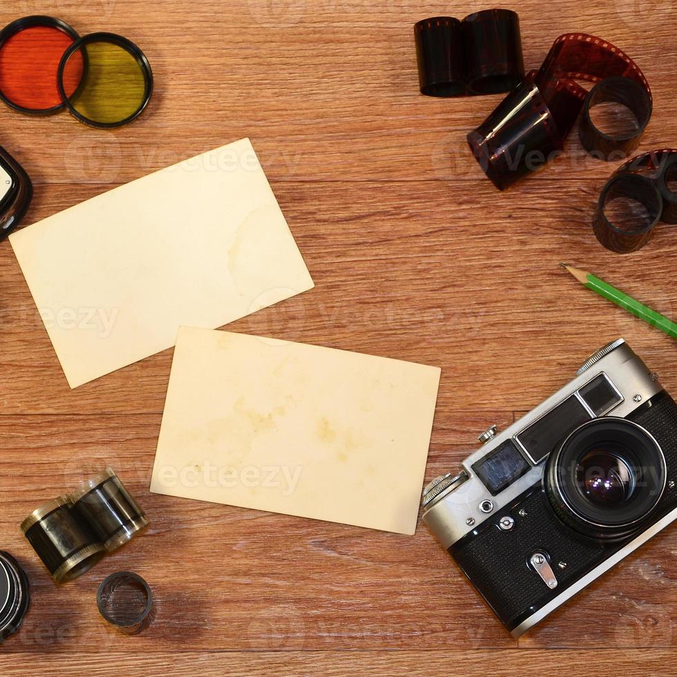 natureza morta com equipamento fotográfico antigo foto