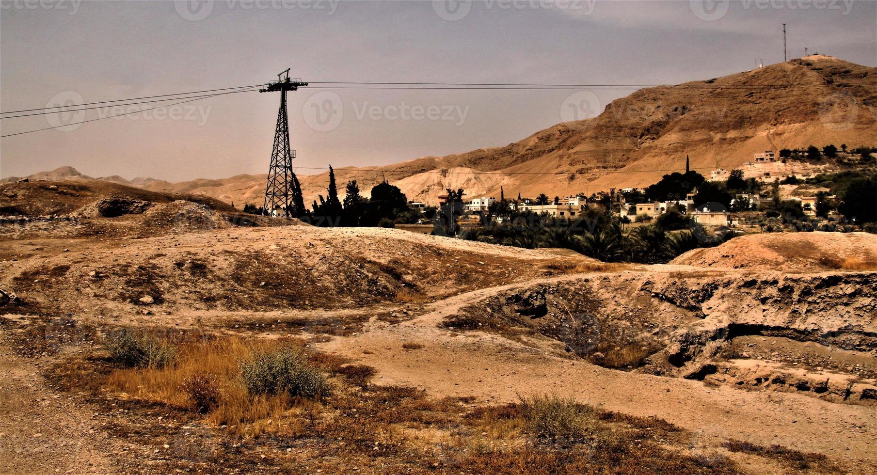 uma vista da cidade velha de jericó em israel foto