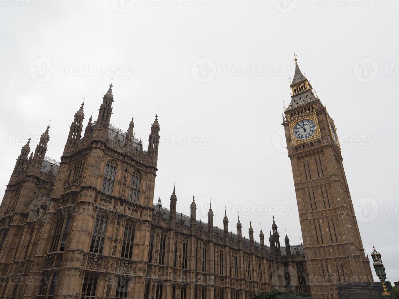 casas do parlamento em Londres foto