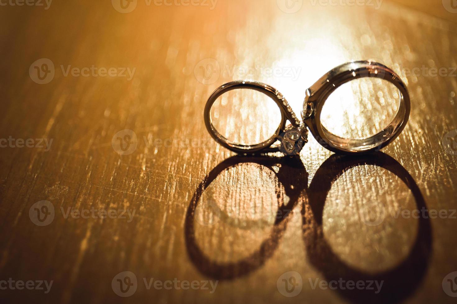anéis de casamento, estilo de imagem vintage - imagem foto