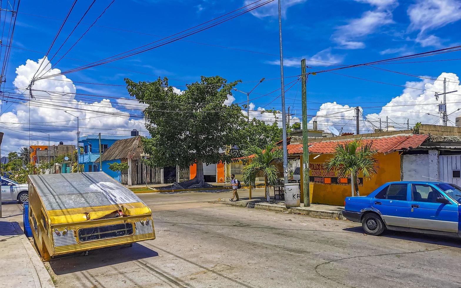 playa del carmen quintana roo méxico 2022 estrada de rua típica e paisagem urbana de playa del carmen méxico. foto