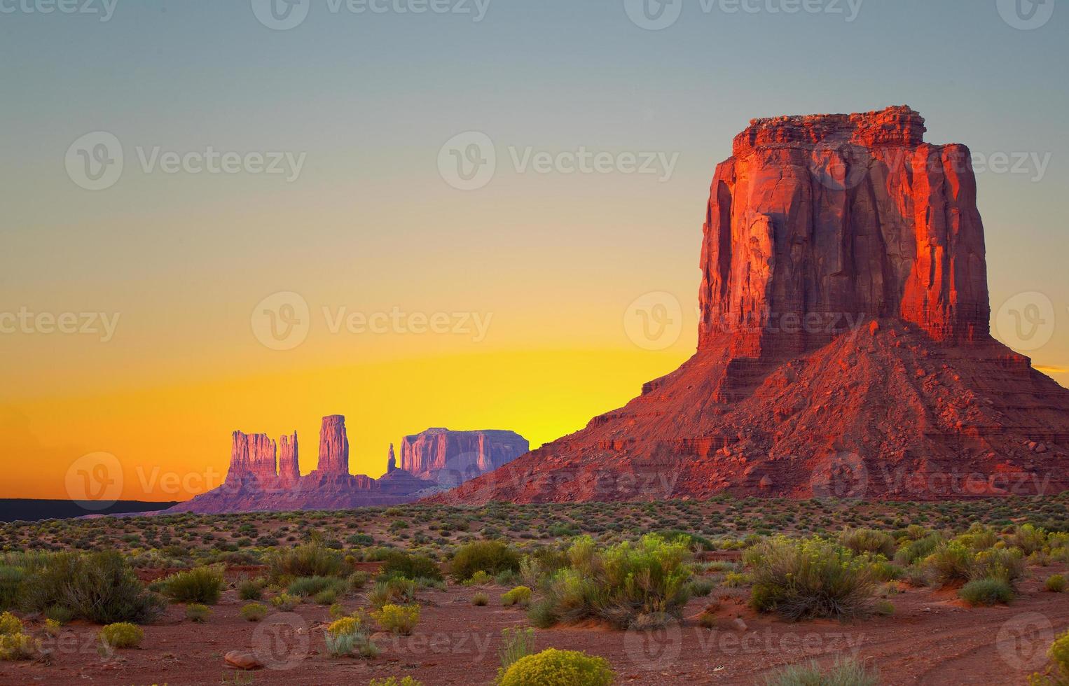 Monument Valley, EUA colorido nascer do sol foto